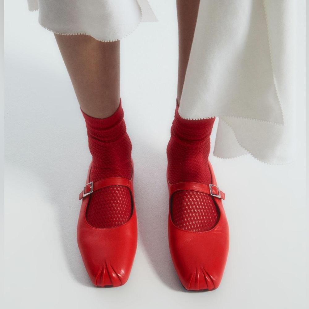 COS Pleated red Leather Mary-Jane ballet flat shoes - Picture 3 of 17